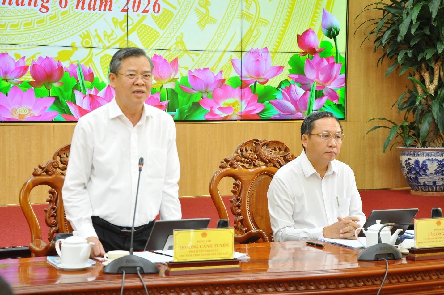 anh tin bai